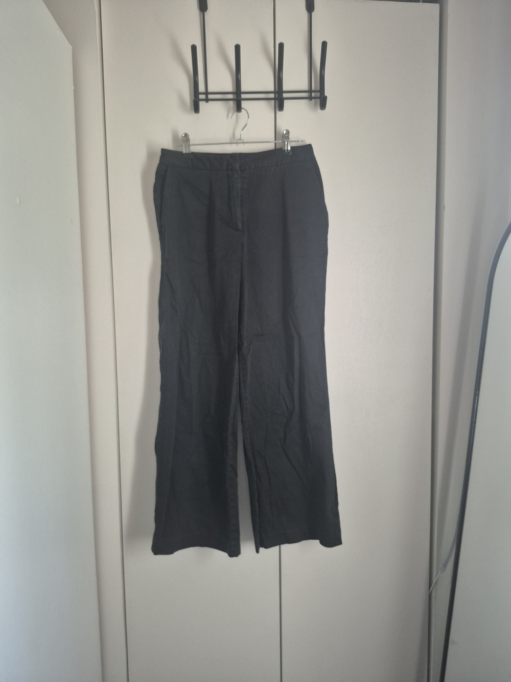 Women's Black Wide-Leg Trousers